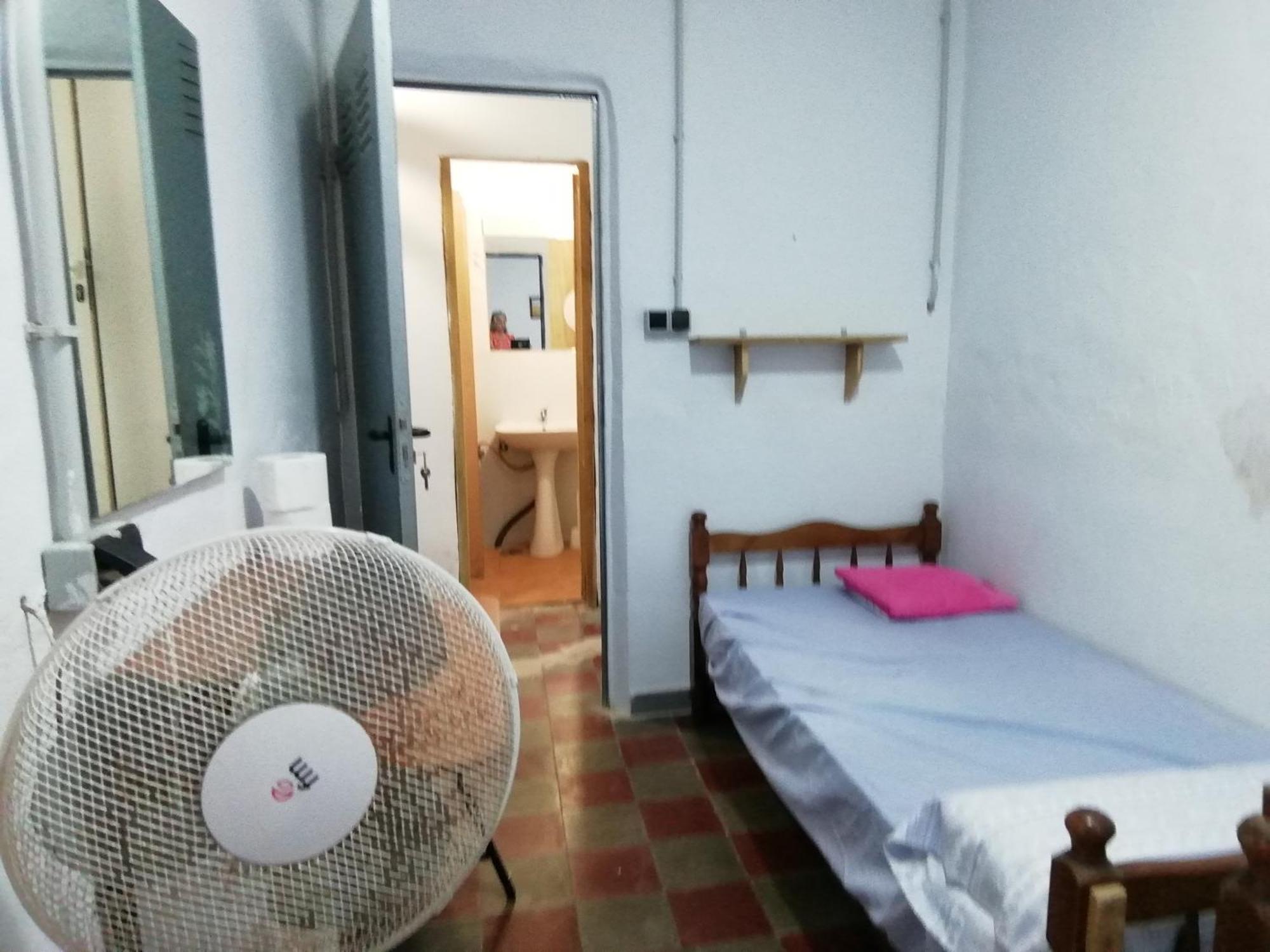 Hotel Surf House Playa Conil De La Frontera Esterno foto